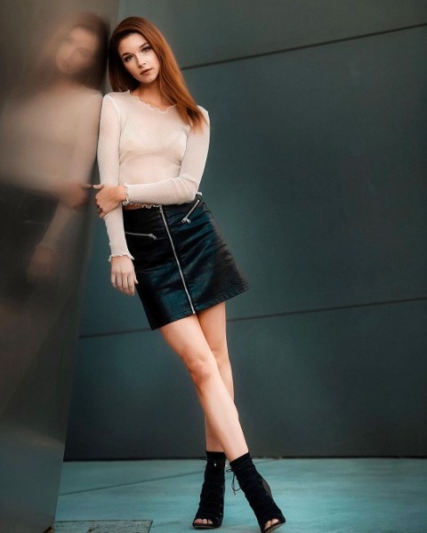 Miss BCBG Britt